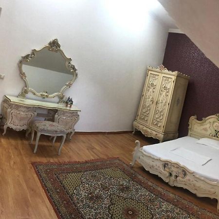 Rodem House Hostel Bishkek Exterior photo